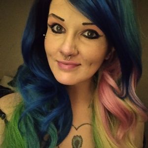 Meet your Posher, Katrina